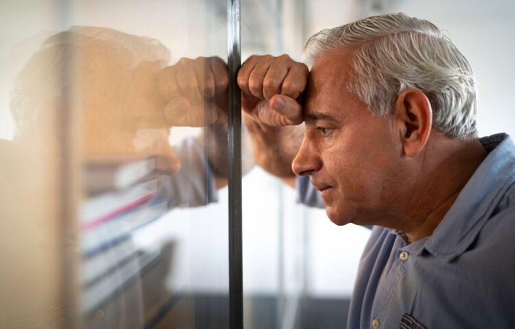 Depression symptoms may hasten memory decline in older people